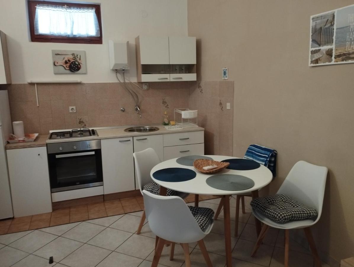 Apartments Stjepic Sukosan Ngoại thất bức ảnh
